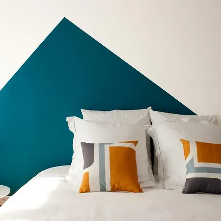 Bed & Breakfast Une Chambre A 3*