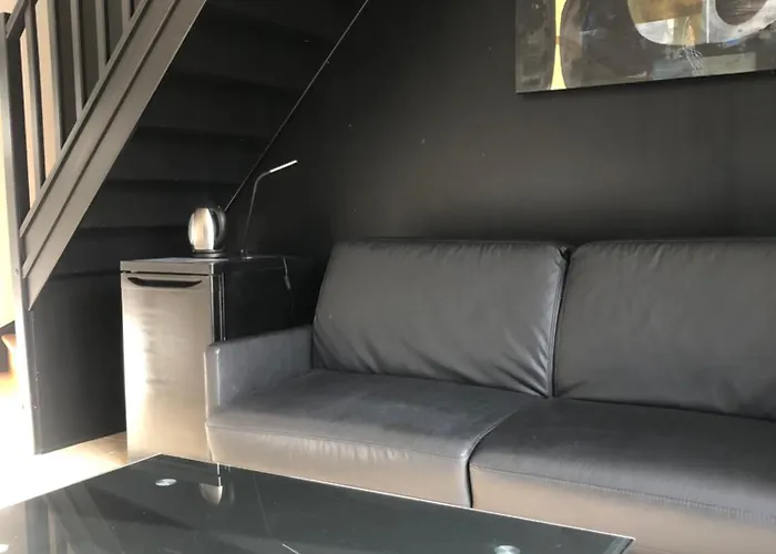 Une Chambre A 3* نولي بليسانس